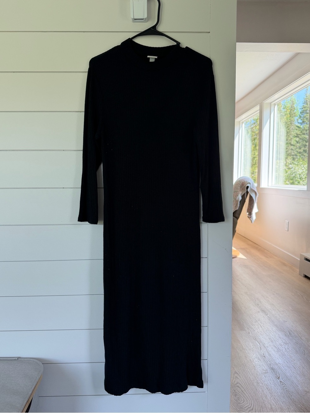 Black Long Sleeve Ribbed Maxi Dress - Classic Women's Dress